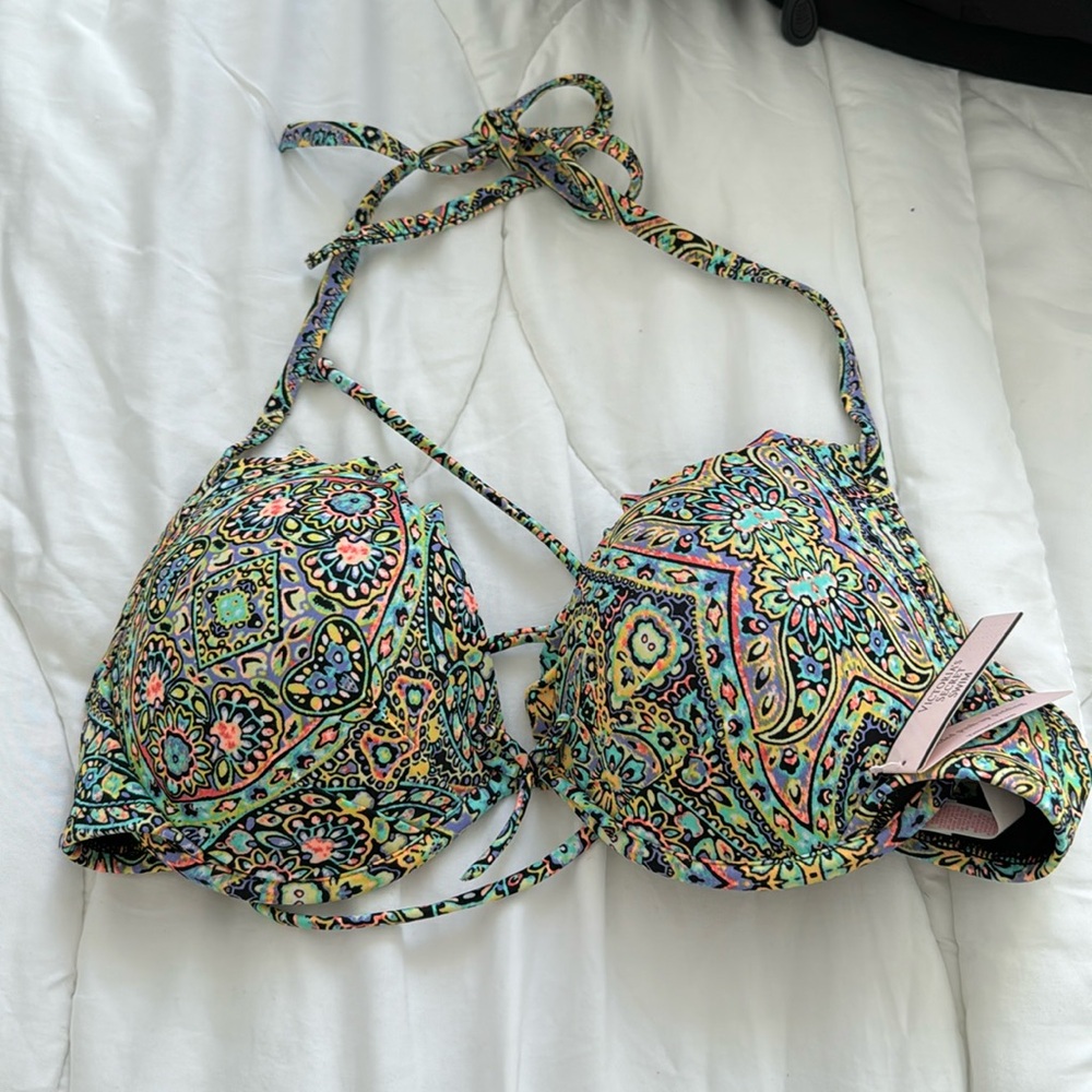 Push Up Victoria Secret Swimsuit Top Ruffle 34D
